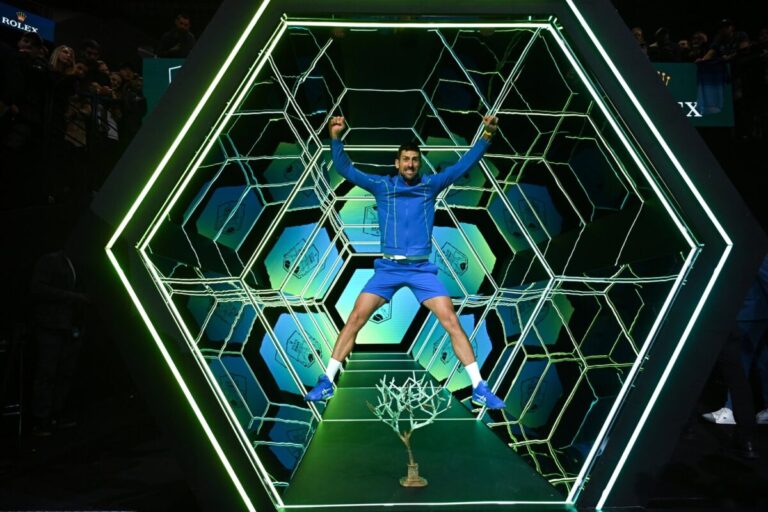 Djokovic superó a Dimitrov, logró su séptimo título en el Master 1000 de París e hizo historia