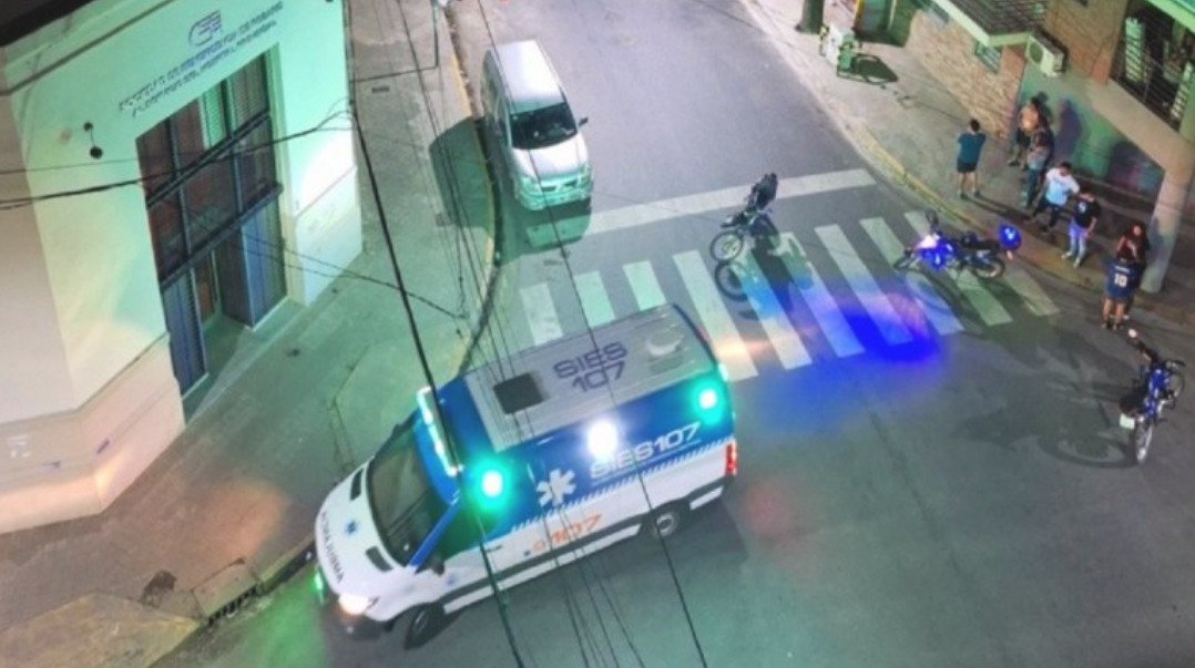 Dos sicarios ingresaron a tiros a un hospital en Rosario y mataron a un policía