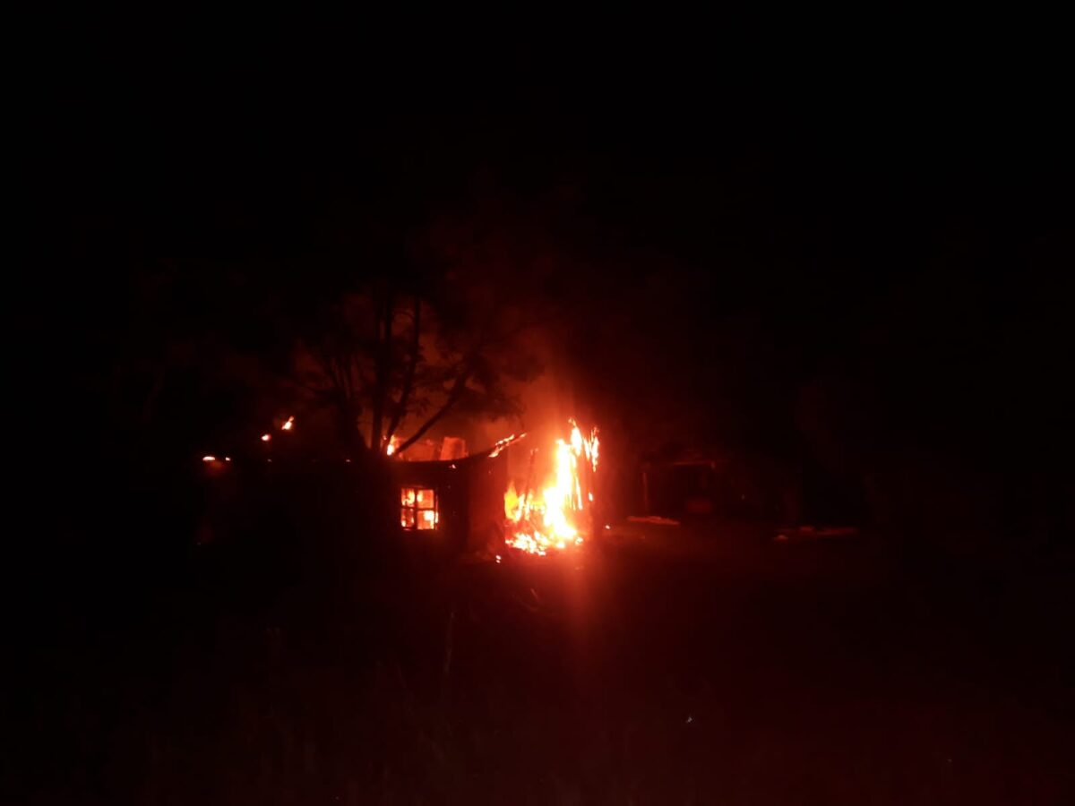 Vivienda sufrió importantes daños materiales tras un incendio en Panambí