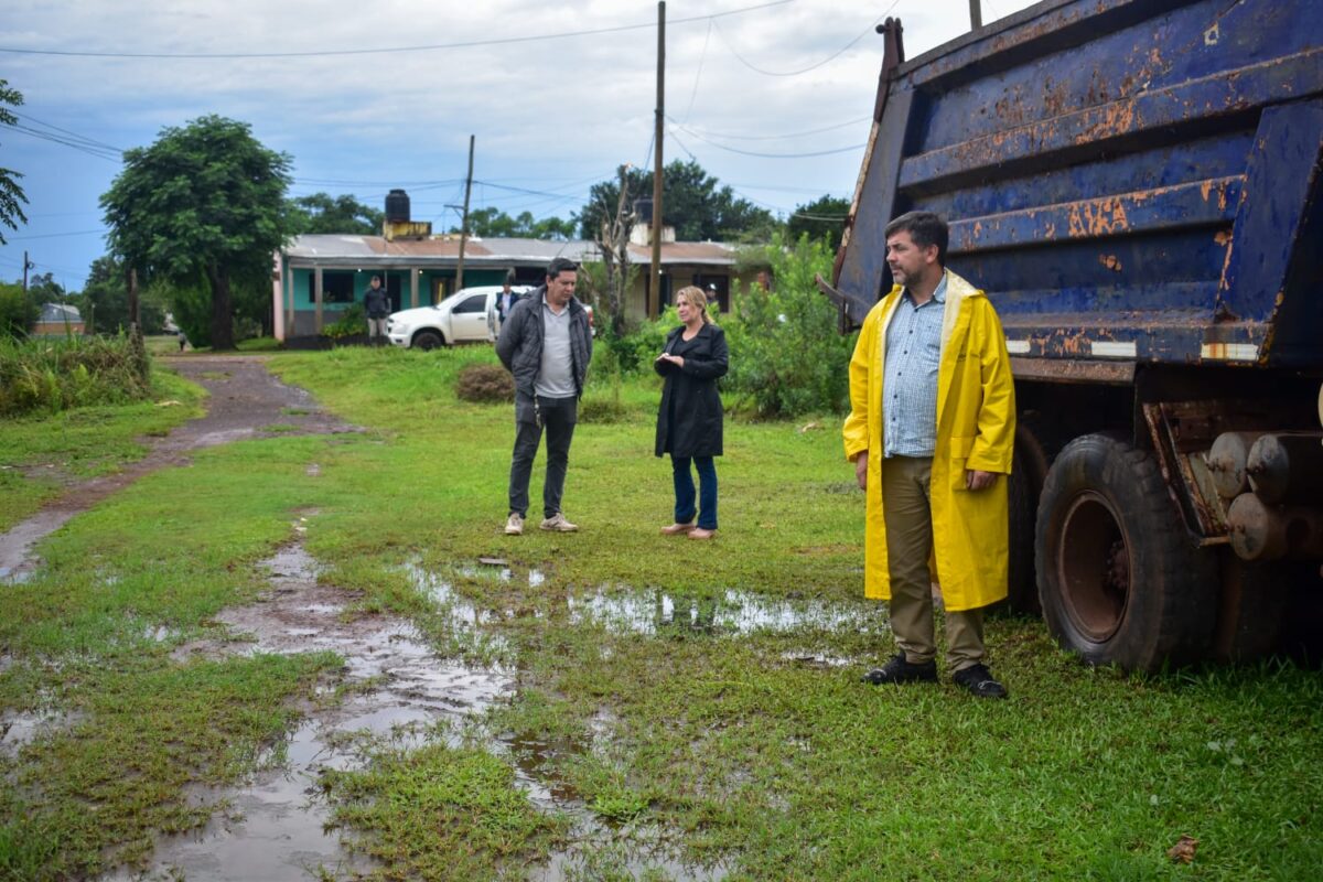 Refuerzan acciones de asistencias en los barrios de Posadas tras las lluvias