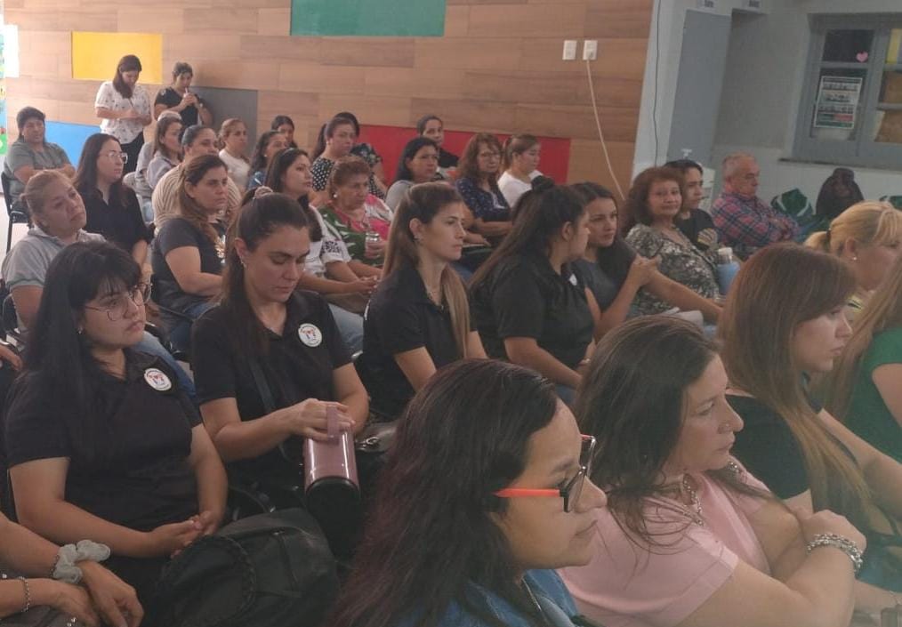 Espectro autista: fortalecen  la atención a la niñez en Jardines Maternales de Posadas