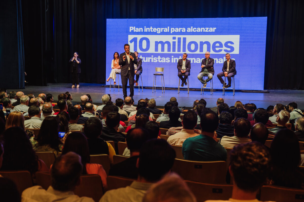 Plan Integral para alcanzar los 10 millones de Turistas Extranjeros 2 - 1