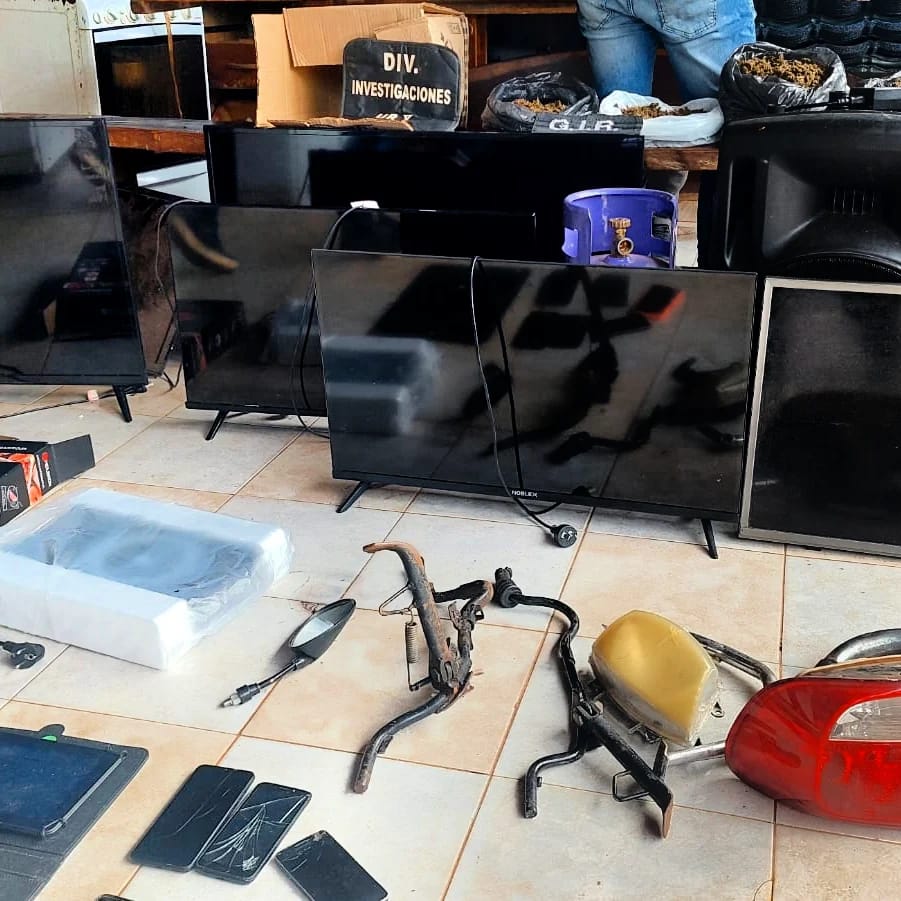 Policias desarticularon millonario narcokiosco en Posadas y capturaron a la propietaria 5 - 3