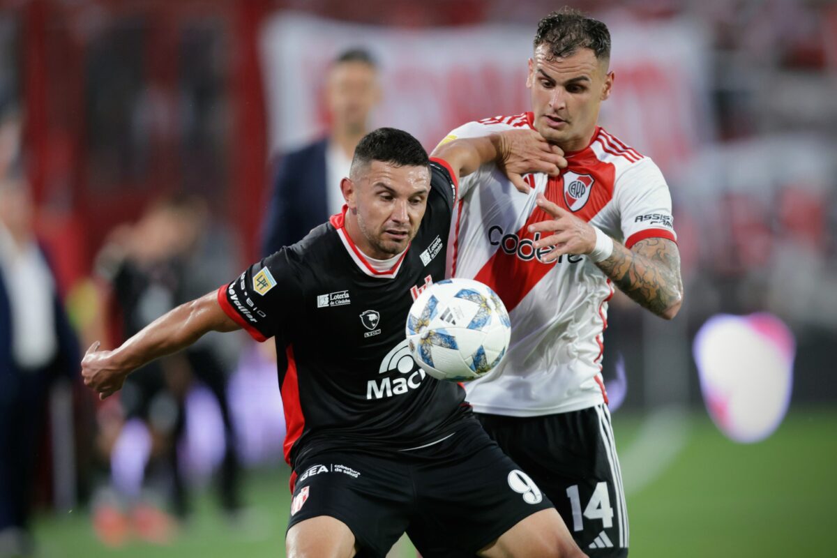 River no pudo treparse a la cima de la Zona A y clasificó segundo tras empatar con Instituto