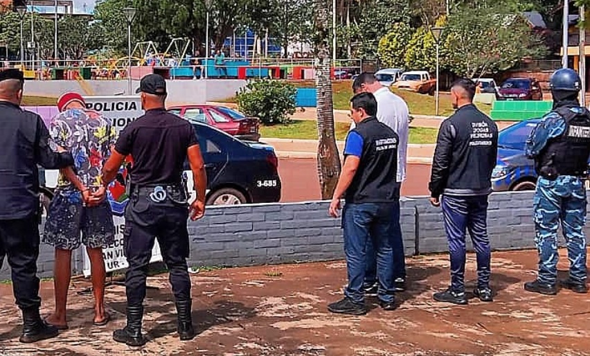 Detuvieron a dos hombres implicados en robos a mano armada en San Vicente