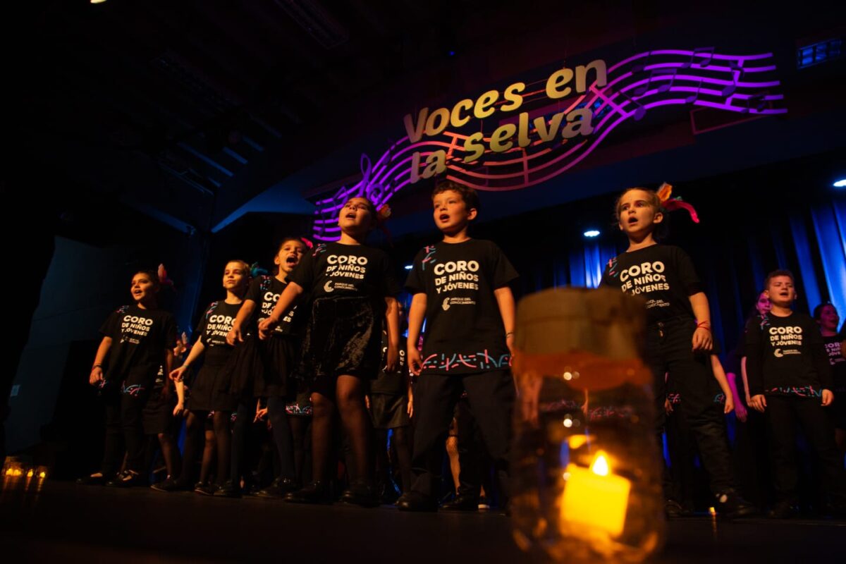 voces en la selva