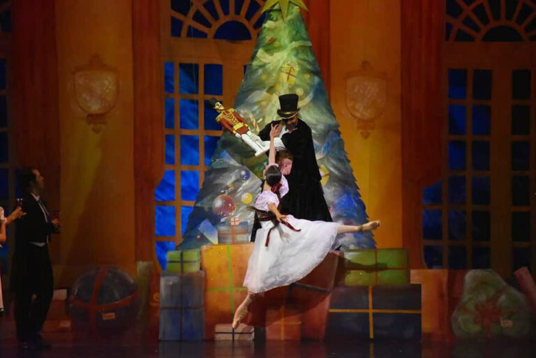“El Cascanueces” despide la temporada de Ballet en el Teatro Lírico