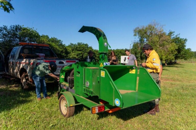 Entregaron equipos de mantenimiento al parque ecológico "El Puma"