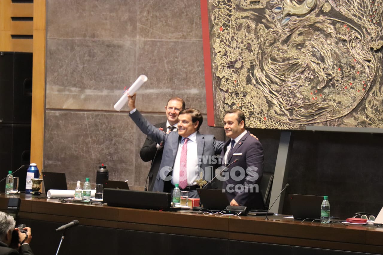 Herrera juró como nuevo presidente de la Legislatura