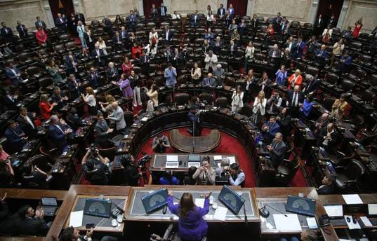 Juraron los nuevos diputados y Martín Menem asumió como presidente de la Cámara Baja