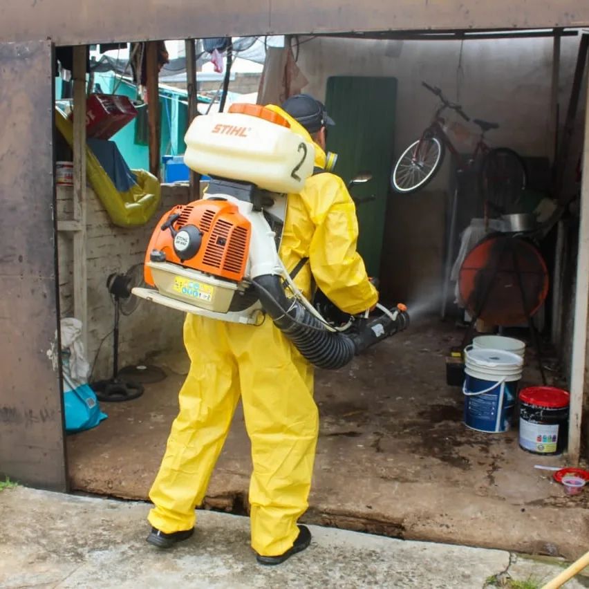 Siguen los operativos de control sobre el dengue en Posadas  3 6 - IMG 20231222 WA0191 - 5