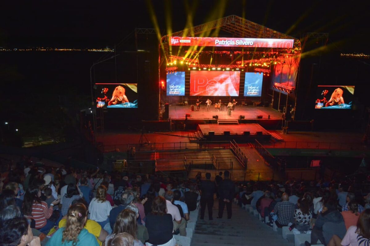 El Festival del Litoral vivió a puro ritmo su tercera jornada en el Anfiteatro