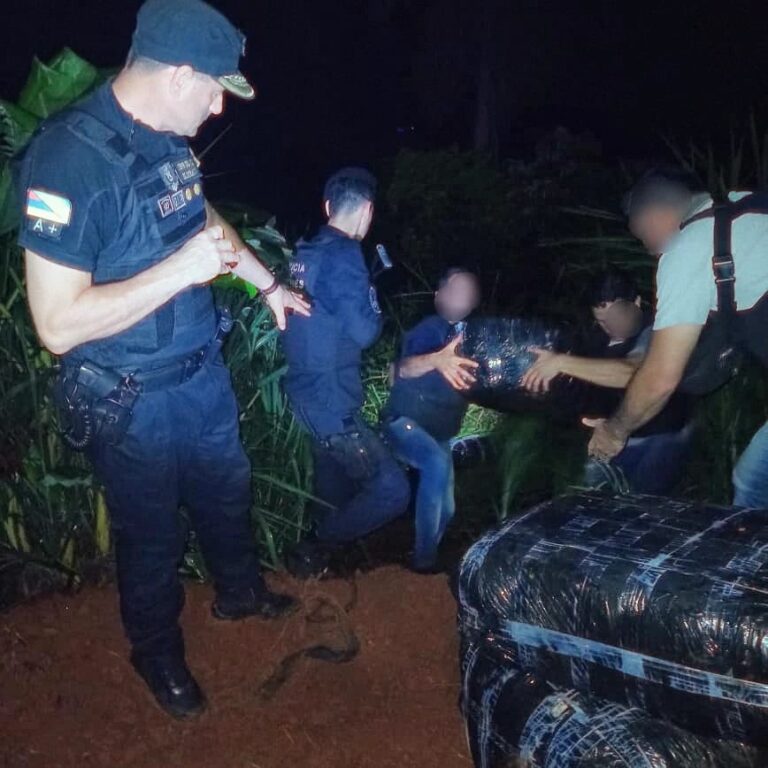 La Policía de Misiones detectó un punto de ingreso de droga en Eldorado e incautó más de 200 kilos de marihuana