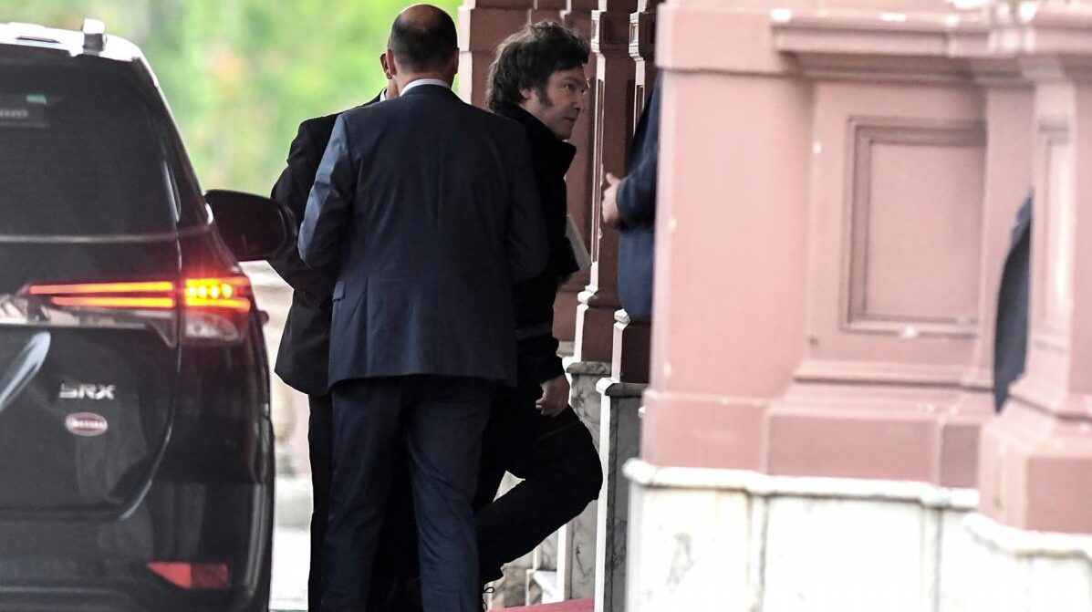Milei cuestionó a la oposición que "arrastra" los pies para apoyar las reformas en el Congreso