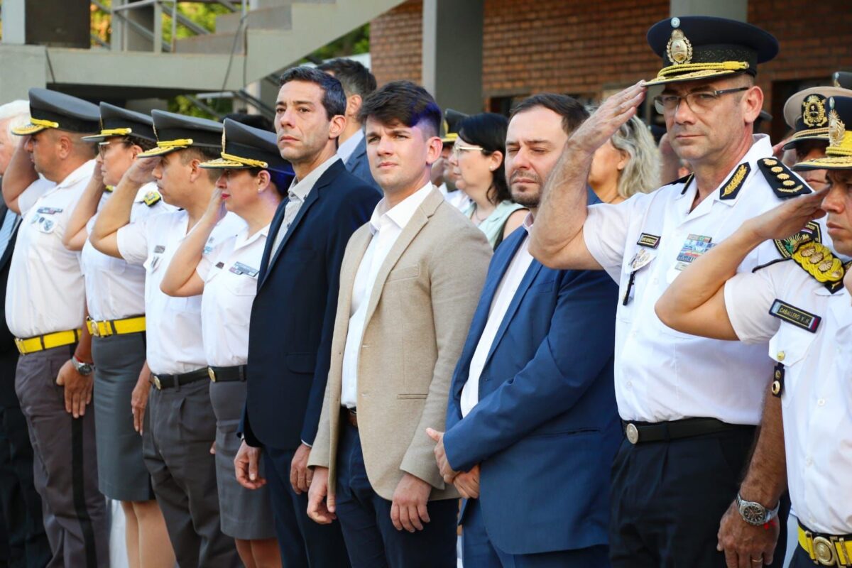 Romero Spinelli encabezó el acto de colación de 176 egresados de la Universidad de las Fuerzas de Seguridad