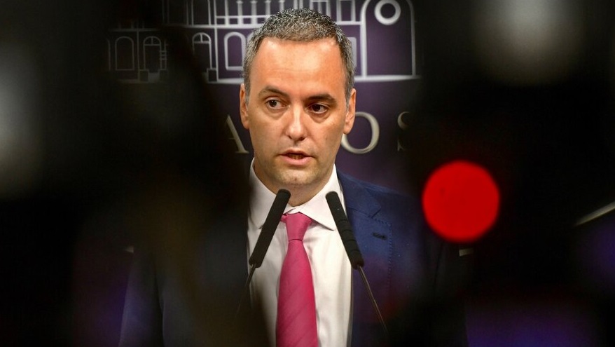 Adorni amenazó a Gobernadores: "Si la ley no sale, el ajuste lo pagan las provincias"