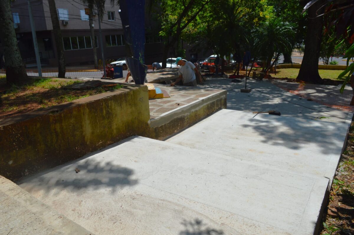 Ponen en valor la plaza Lisandro de la Torre de Posadas con distintas obras