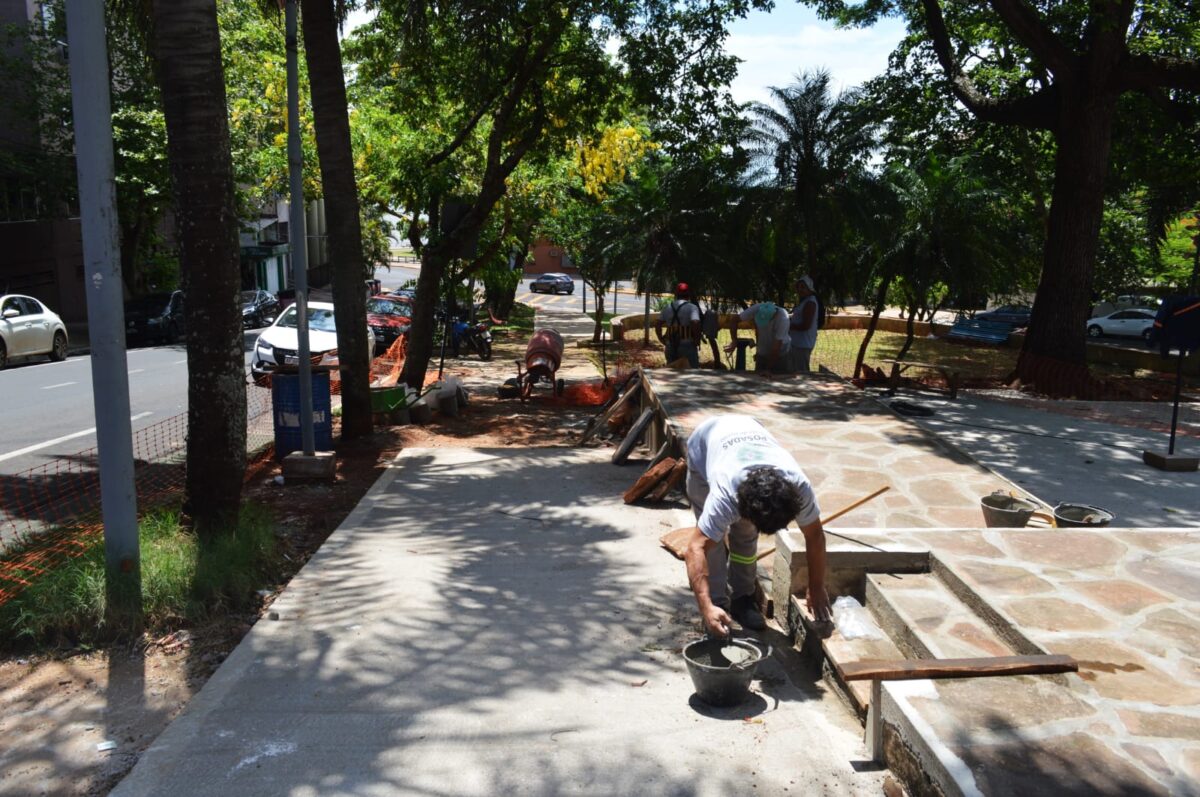 Ponen en valor la plaza Lisandro de la Torre de Posadas con distintas obras