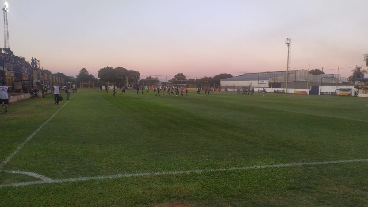 Mitre no logró sacar ventaja de local y definirá la final del Regional Amateur en Formosa