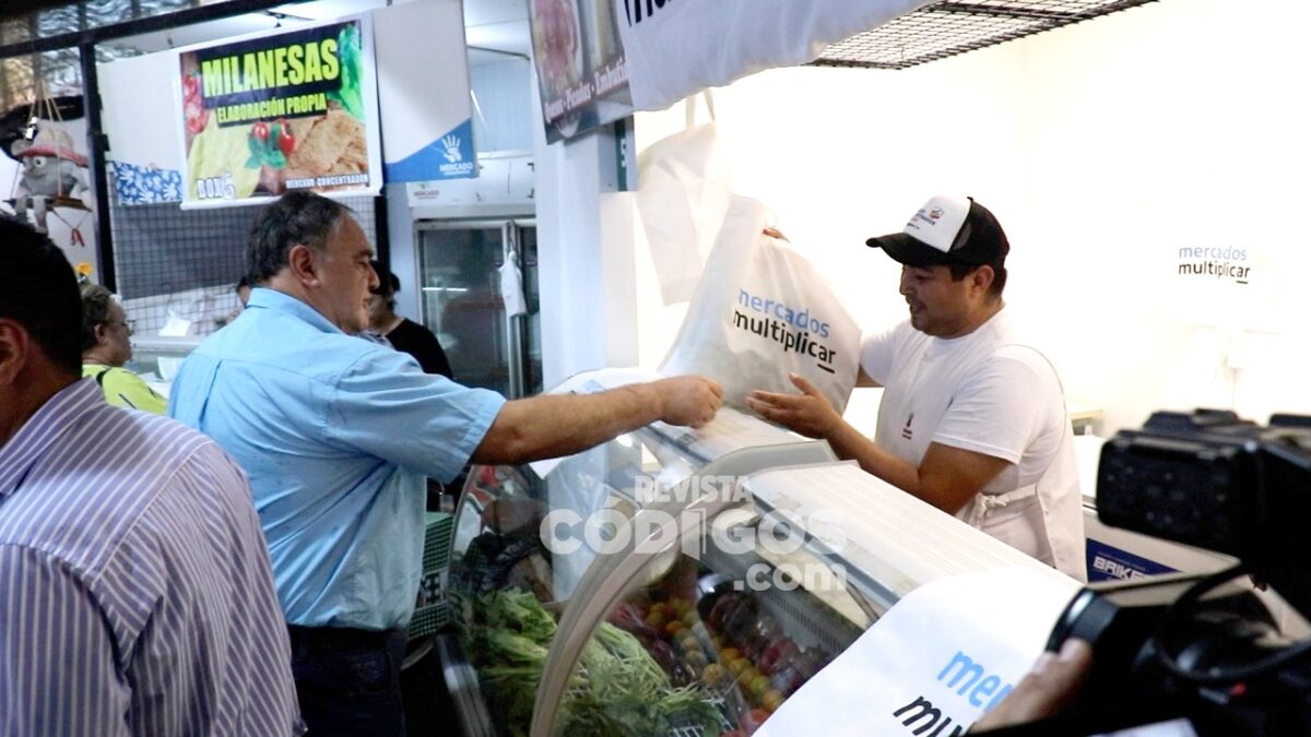 Posadas inauguró su “Mercado Multiplicar”: ofrece alimentos frescos, orgánicos, locales y a precios accesibles