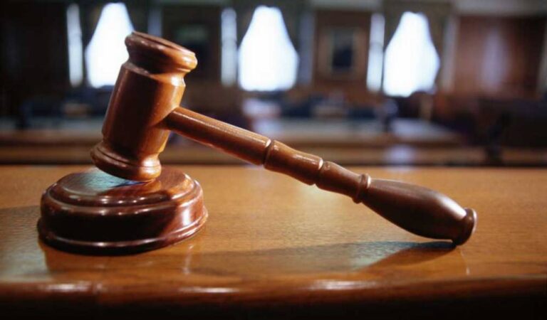 Una jueza declaró la invalidez de 6 artículos laborales del DNU