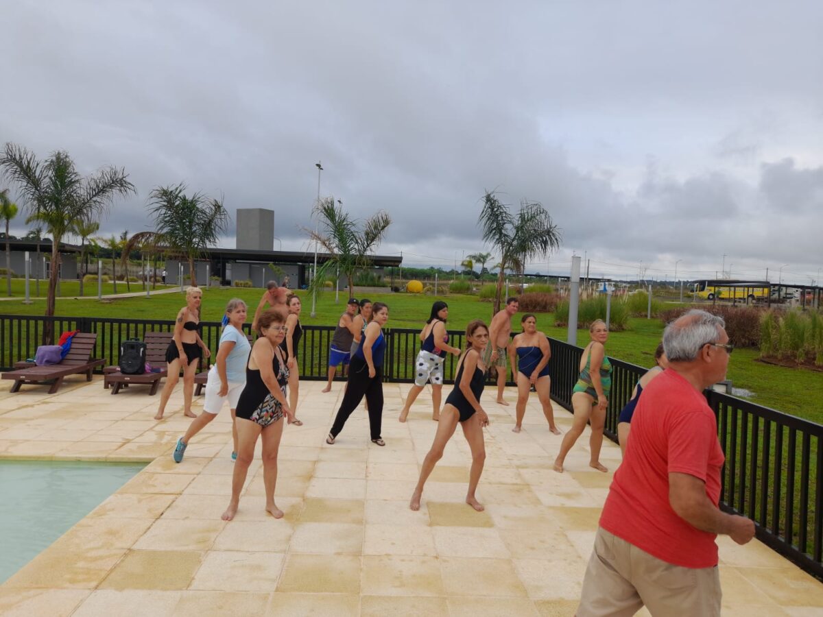 Camping Costa Sur de Posadas: clases aeróbicas gratuitas para adultos mayores