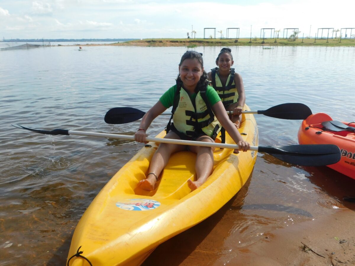 Colonia de vacaciones para las infancias en la playa Costa Sur de Posadas