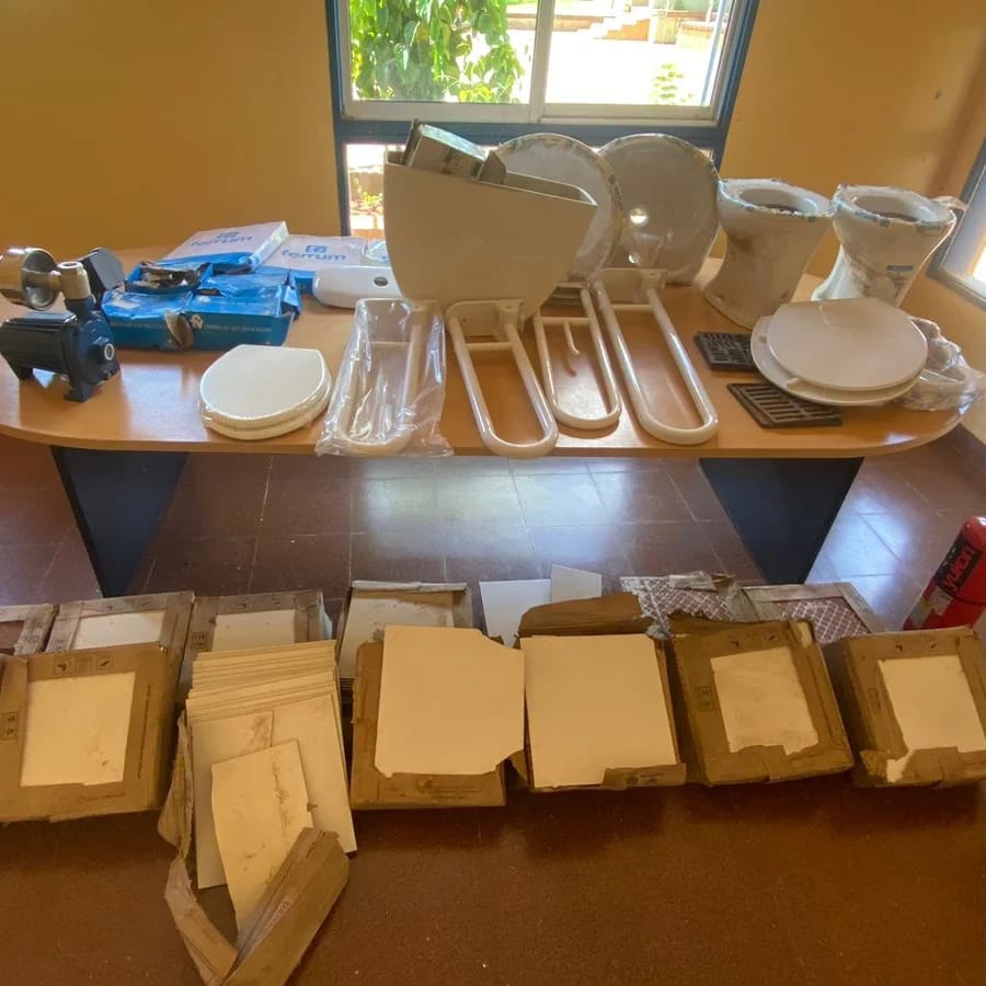Detuvieron a dos hermanos por el robo de materiales de construcción valuados en más de $3 millones en Apóstoles 3 6 - hermanos detenidos 2 - 5