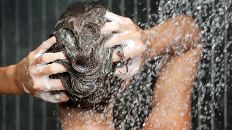 lavarse el cabello