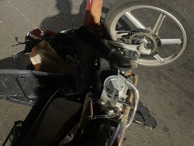 Falleció motociclista en Posadas tras chocar contra un auto