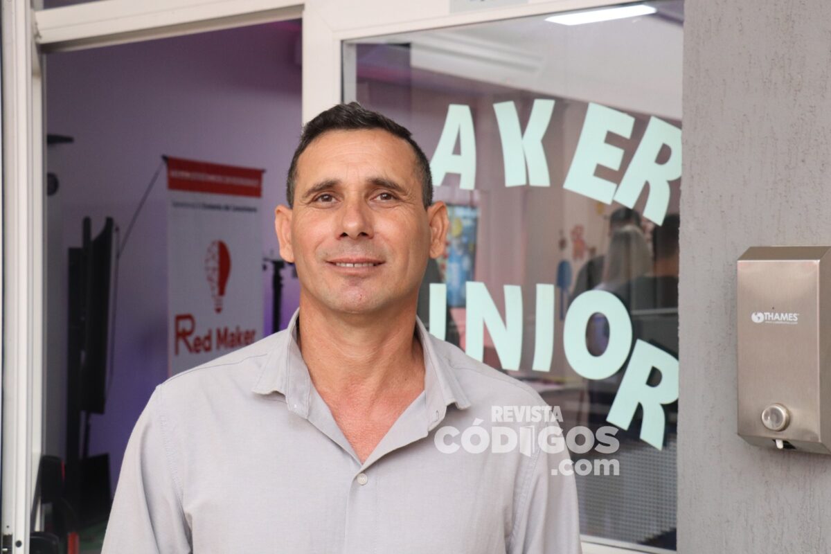 Loreto apuesta a la innovación y transformación educativa tras convenio con Robótica