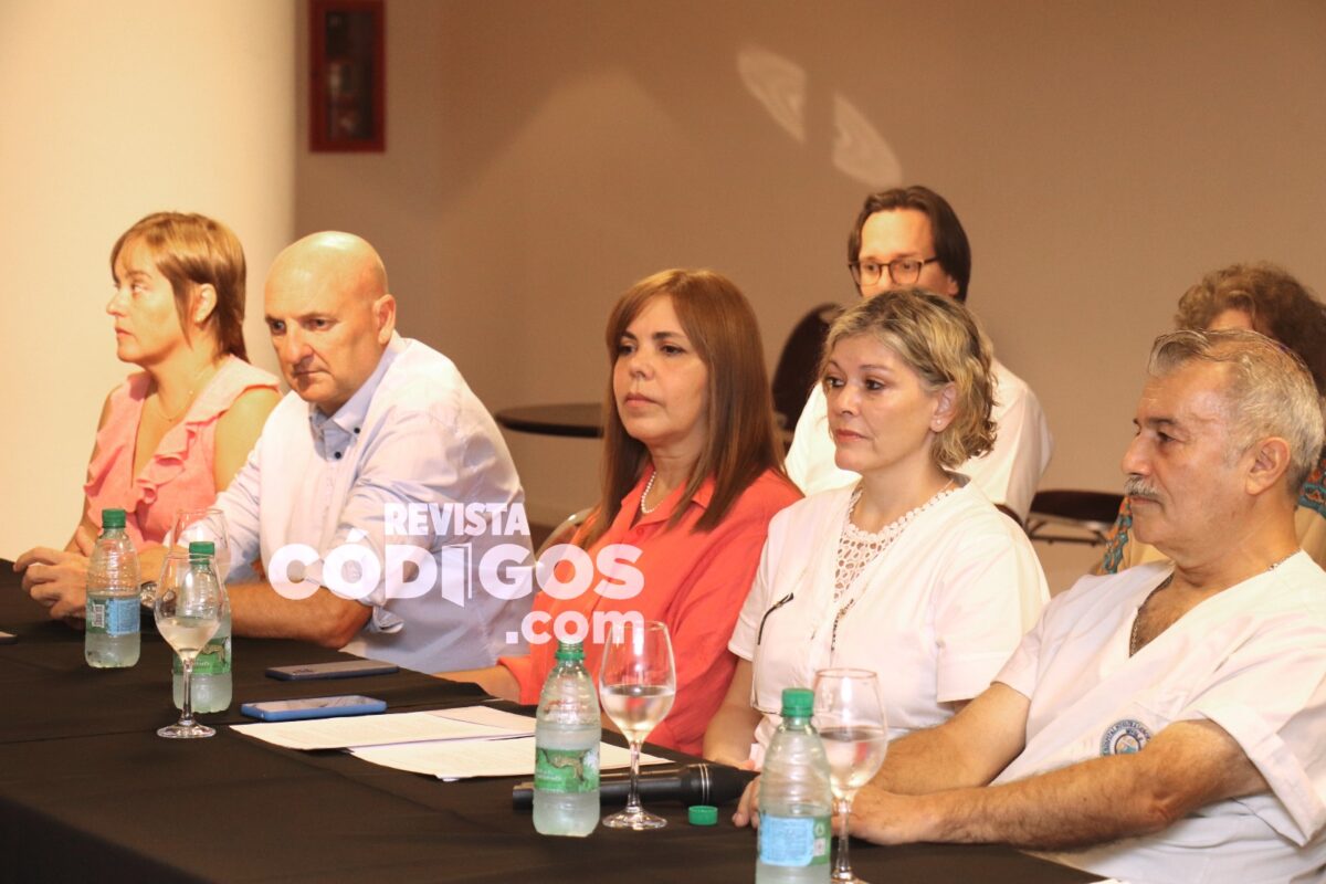 La lista Experiencia e Integridad presento a sus candidatos para el Colegio de Medicos de Misiones 4 - 7