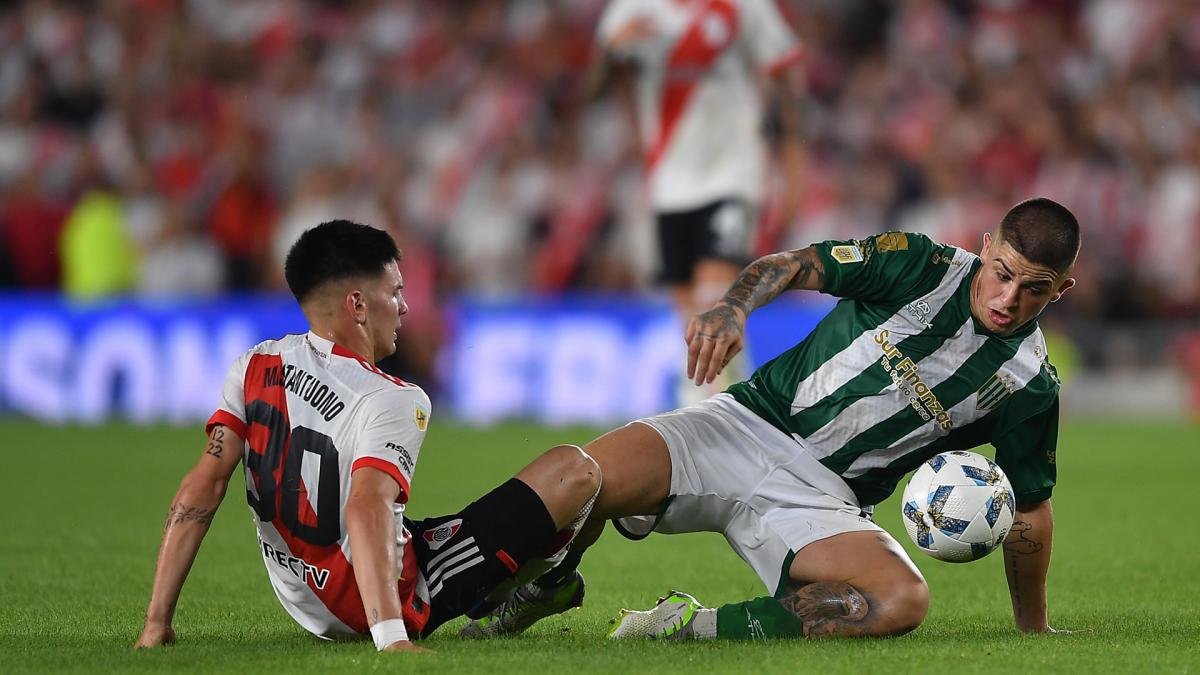 River se lo empató a Banfield en el final y rescató un punto