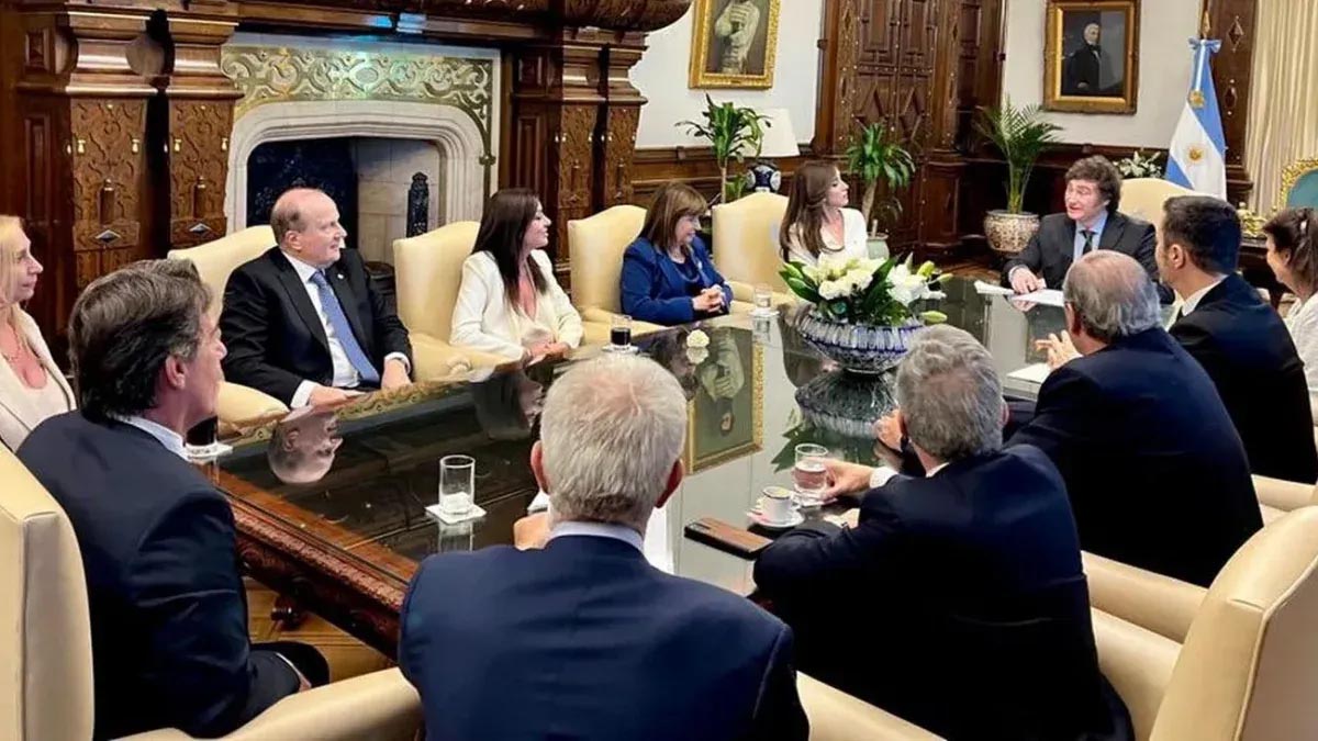 milei y gabinete