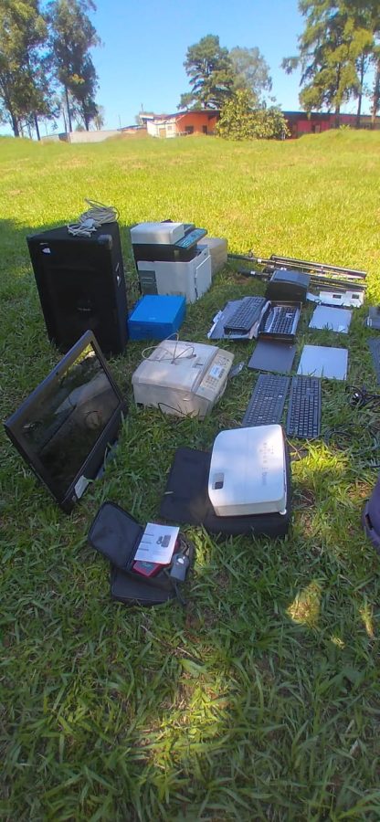 Detenidos por robar plantas de marihuana y elementos electronicos en la Biofabrica de Misiones 1 - 1