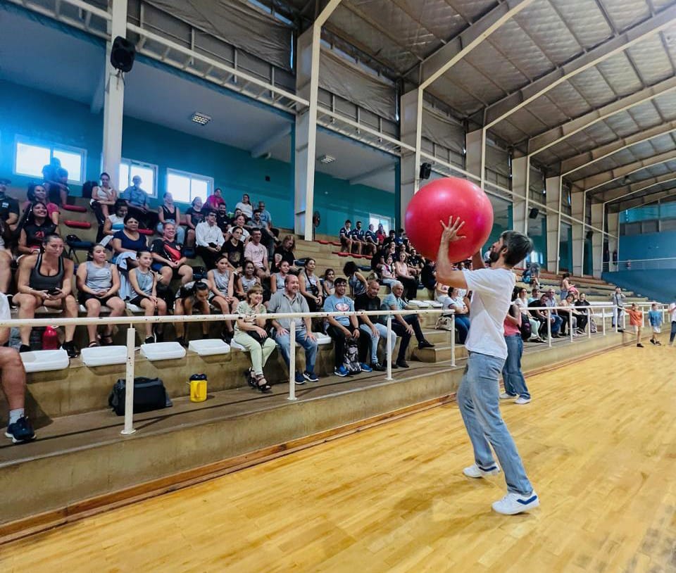 El Ministerio de Deportes presenta el programa Valores en Movimiento 2 - 1