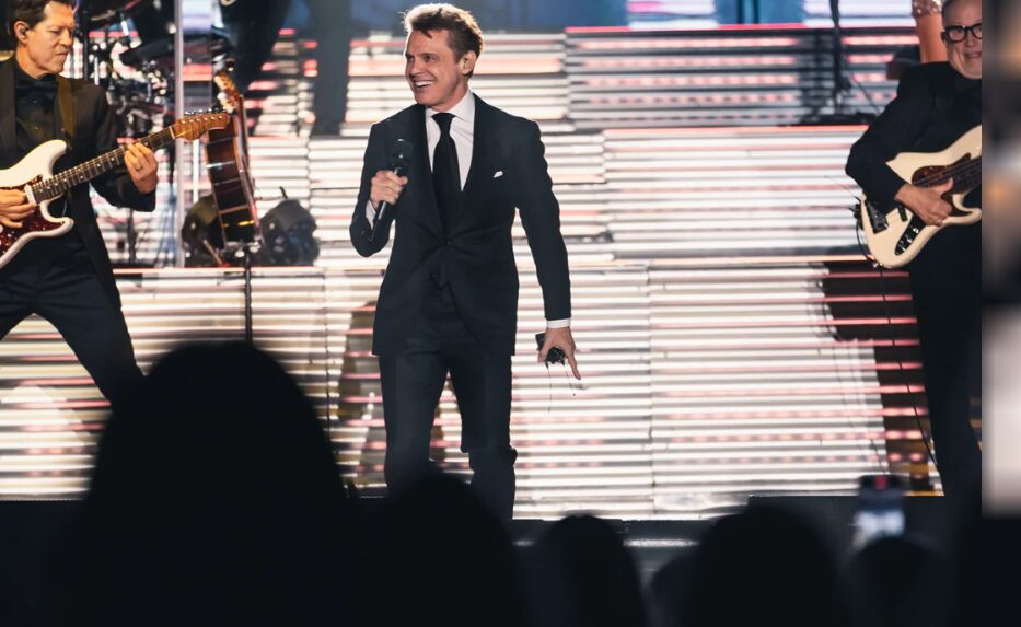 Luis Miguel deslumbró con su show en el Campo Argentino de Polo