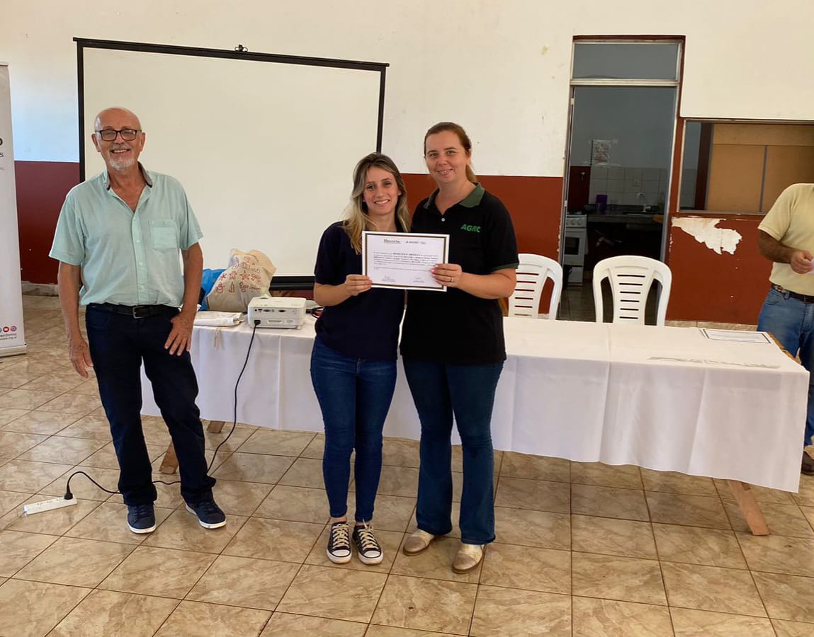 Misiones fortalece el sector tealero con capacitaciones para los productores 5 - 7