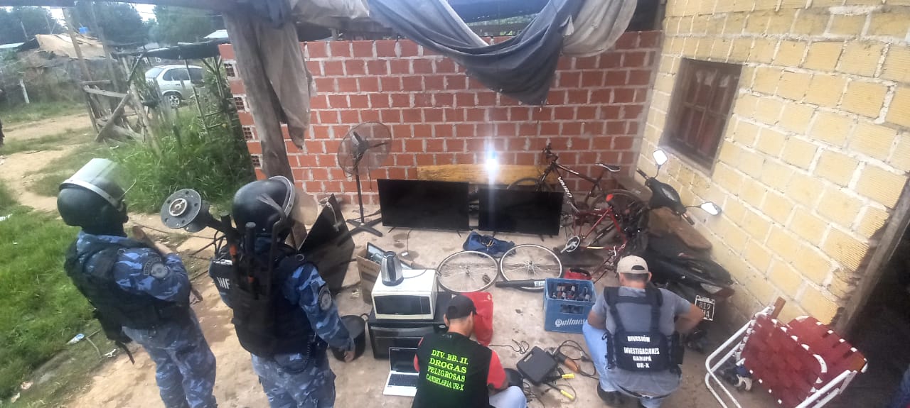 "Operación Sarandí" en Candelaria: desbarataron 7 búnkeres de objetos robados y detuvieron a 9 delincuentes