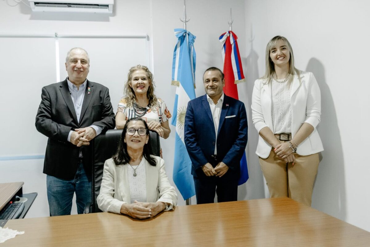 Passalacqua encabezo la inauguracion de un nuevo juzgado de paz en Santo Pipo 2 - 3