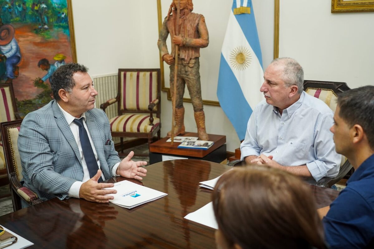 Passalacqua recibio a representantes de la Asociacion de Industriales Metalurgicos de Argentina 3 - 5