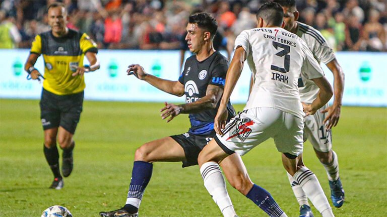 Deportivo Riestra se impuso 2-1 ante Independiente Rivadavia