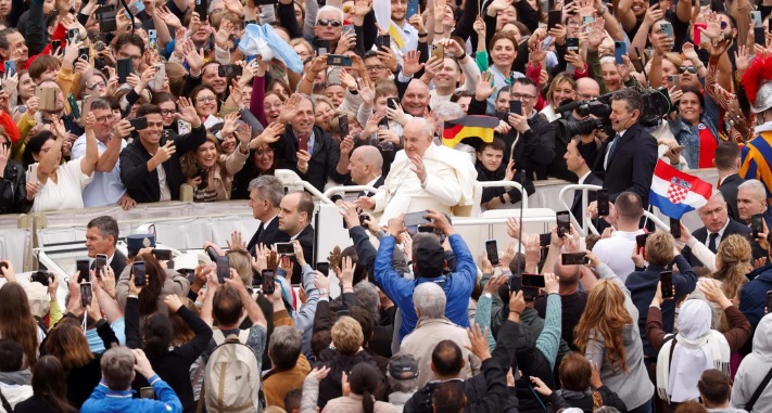 Domingo de Resurrección: el Papa presidió la misa de Pascua