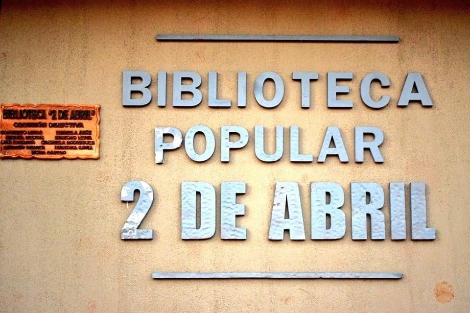 La Biblioteca Popular 2 de Abril celebra hoy su 8º aniversario 1 2 - Biblioteca 2 de abril 2 - 1