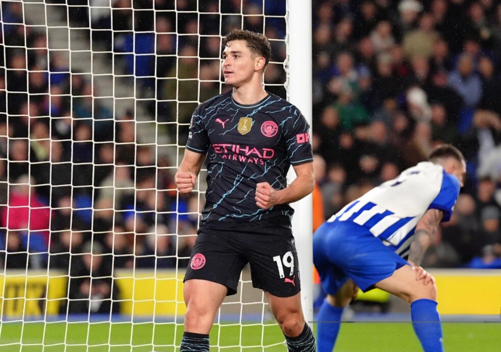 Con gol de Julián y un error garrafal del Colo Barco, Manchester City aplastó a Brighton