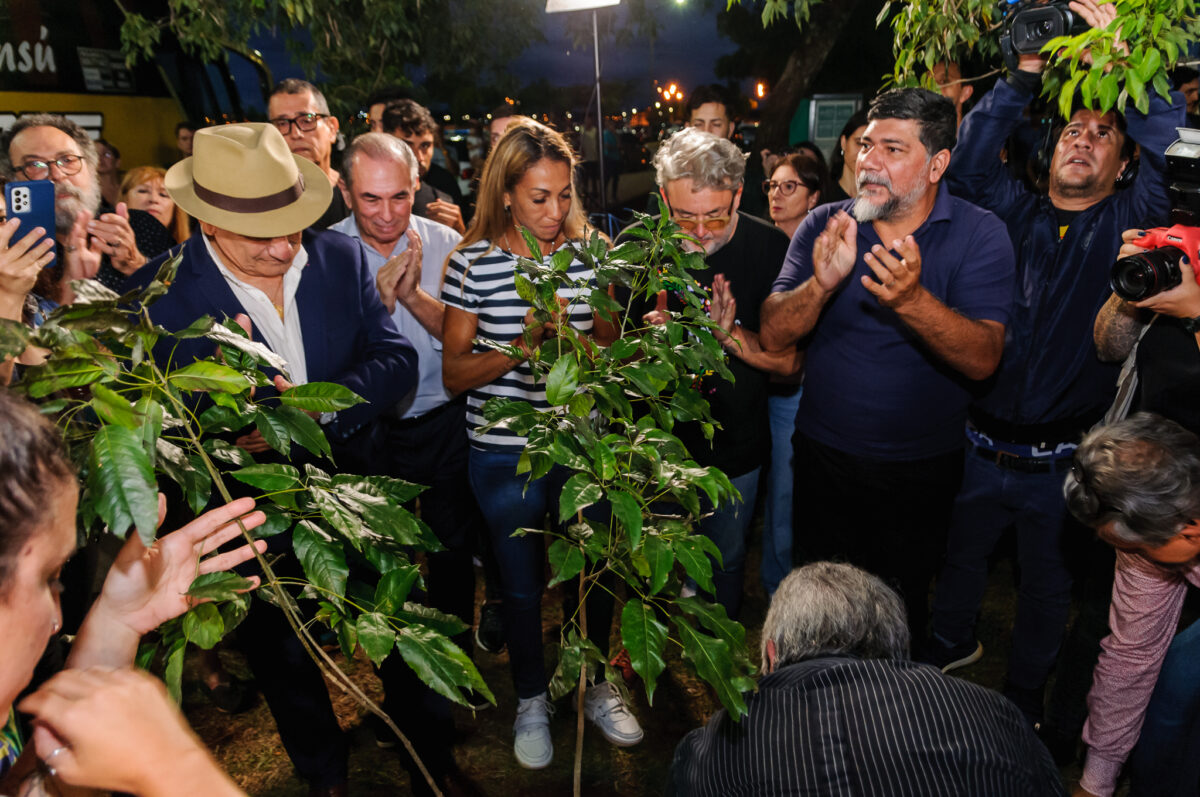 La Bajada Vieja recibió las cenizas del histórico Ramón Ayala