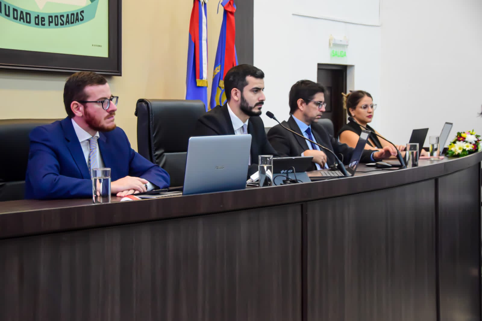 El Concejo Deliberante aprobó el uso de UBER en Posadas