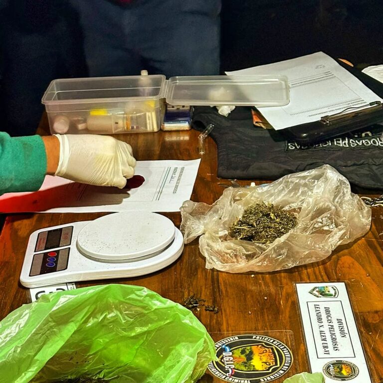 Operativo anti narco en San Javier: incautaron lotes de marihuana y dinero en efectivo