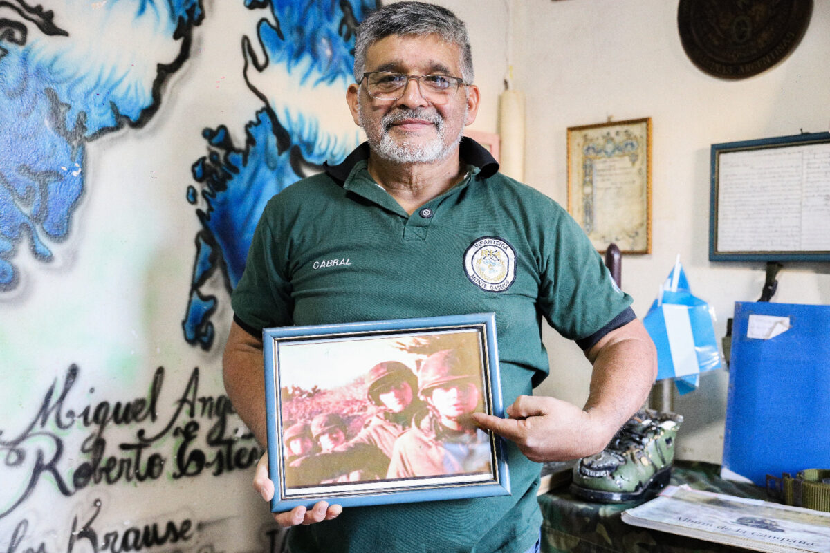 Passalacqua visitó el museo de un ex combatiente que honra la memoria de los caídos en Malvinas