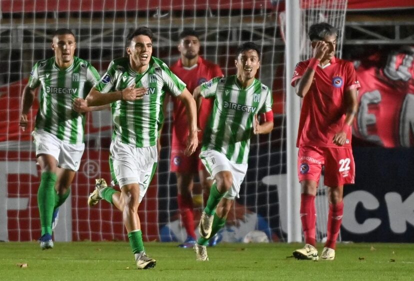 Sudamericana: Argentinos fue goleado por Racing de Montevideo